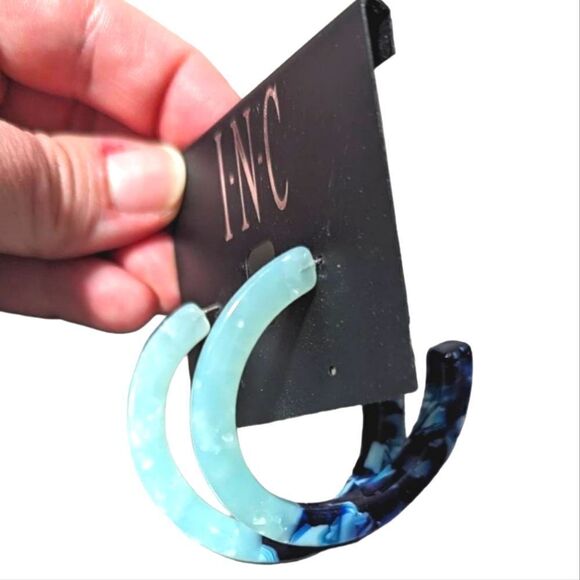 INC Blue & Aqua colorblock marble resin hoop earrings - Picture 2 of 3